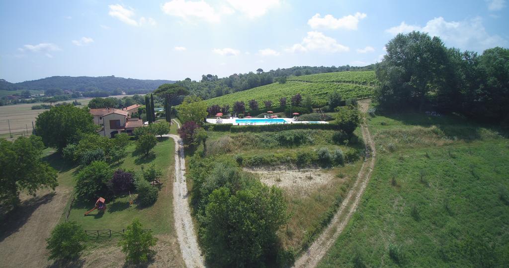 Agriturismo Buon Riposo - Country Resort In The Heart Of Tuscany San Giovanni a Corazzano Bagian luar foto