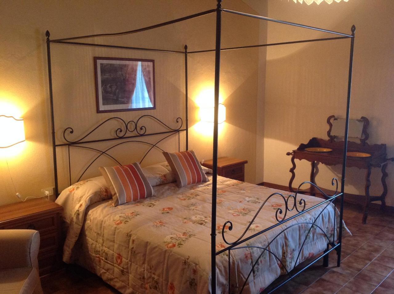Agriturismo Buon Riposo - Country Resort In The Heart Of Tuscany San Giovanni a Corazzano Bagian luar foto